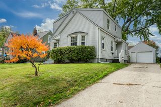 2624 Thayer Drive, Saint Joseph, MI 49085