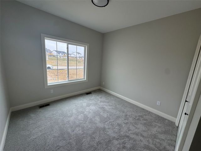 1637 22nd Avenue SE, Altoona, IA 50009