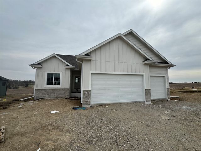 1637 22nd Avenue SE, Altoona, IA 50009