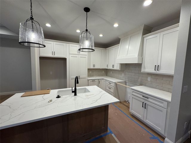 1637 22nd Avenue SE, Altoona, IA 50009