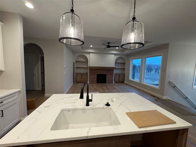 1637 22nd Avenue SE, Altoona, IA 50009