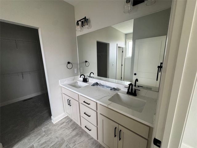 1637 22nd Avenue SE, Altoona, IA 50009