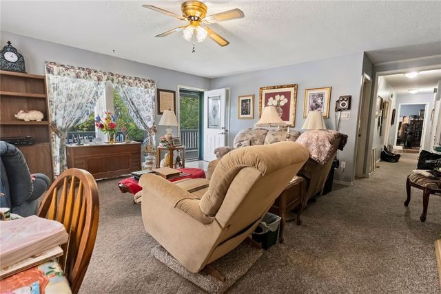 1862 Marion County 2027, Yellville, AR 72687