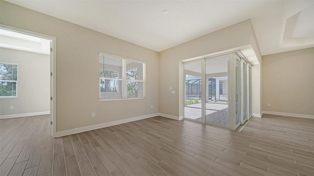 Image 13 of property listing at 21297 HOLMES CIRCLE, Venice, FL 34293