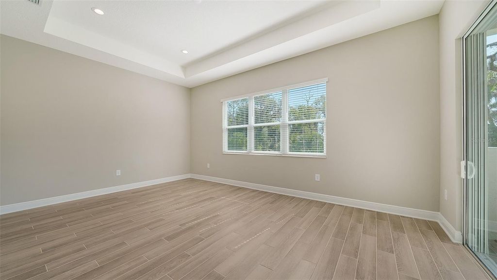 Image 25 of property listing at 21297 HOLMES CIRCLE, Venice, FL 34293