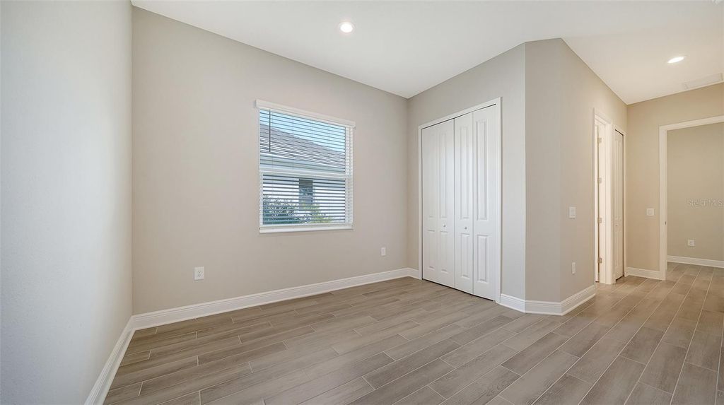 Image 30 of property listing at 21297 HOLMES CIRCLE, Venice, FL 34293