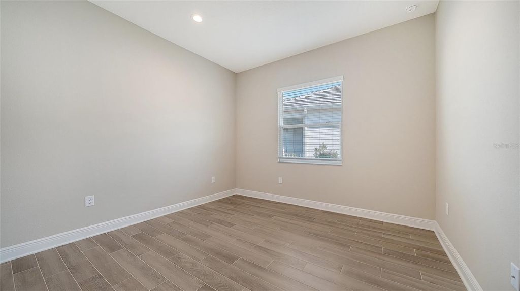Image 32 of property listing at 21297 HOLMES CIRCLE, Venice, FL 34293
