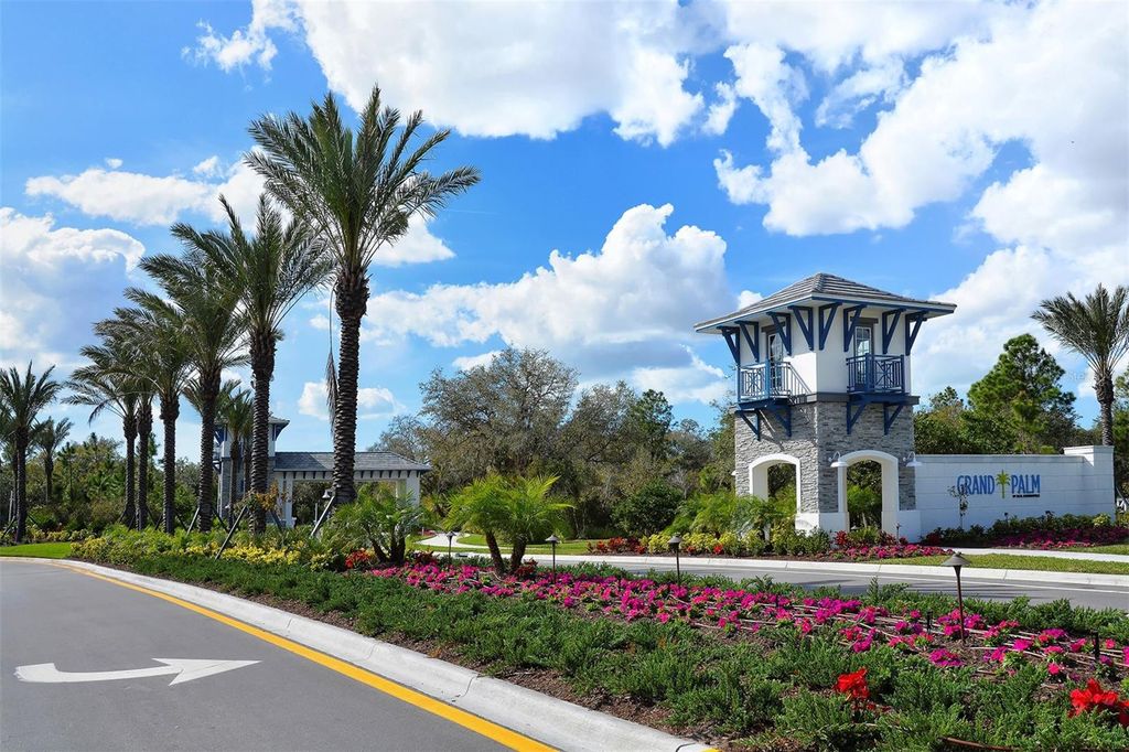 Image 39 of property listing at 21297 HOLMES CIRCLE, Venice, FL 34293