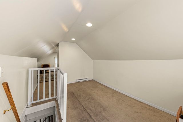 415 Blackhawk Street, Aurora, IL 60506