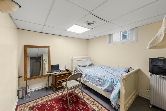 415 Blackhawk Street, Aurora, IL 60506