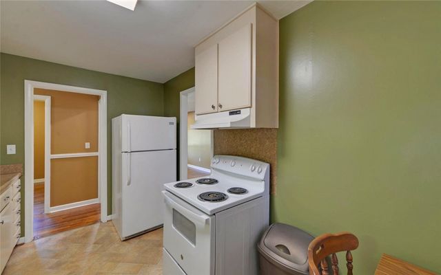 60 Kelsey Drive, Hartwell, GA 30643