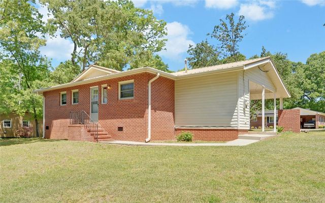 60 Kelsey Drive, Hartwell, GA 30643
