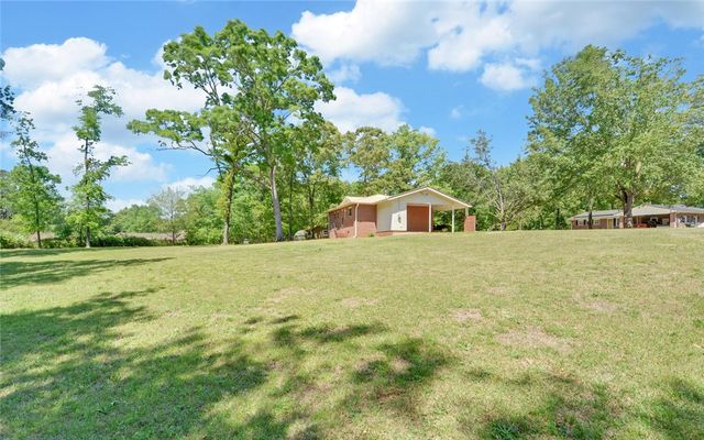60 Kelsey Drive, Hartwell, GA 30643