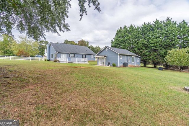 395 Flintlock Drive, Dacula, GA 30019