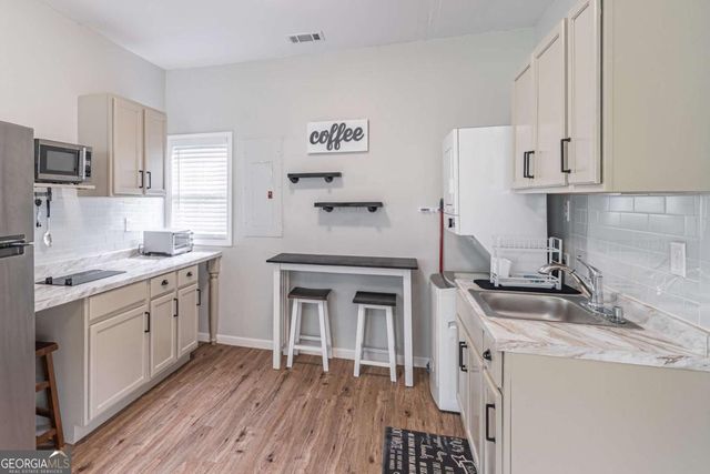395 Flintlock Drive, Dacula, GA 30019