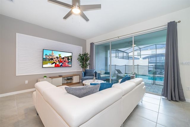 1636 TROPICAL PALMS CIRCLE, Kissimmee, FL 34747