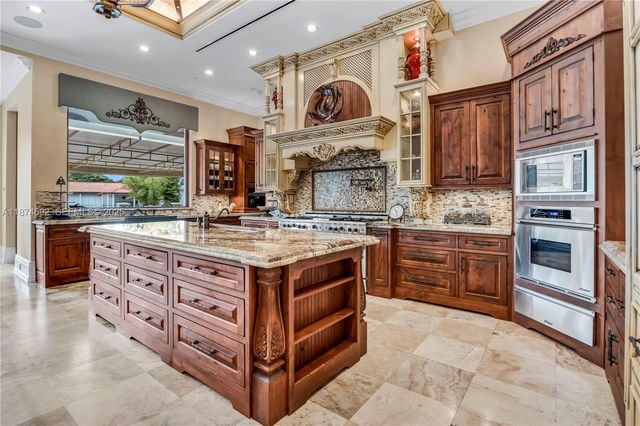 700 Osprey Point Circle, Boca Raton, FL 33431