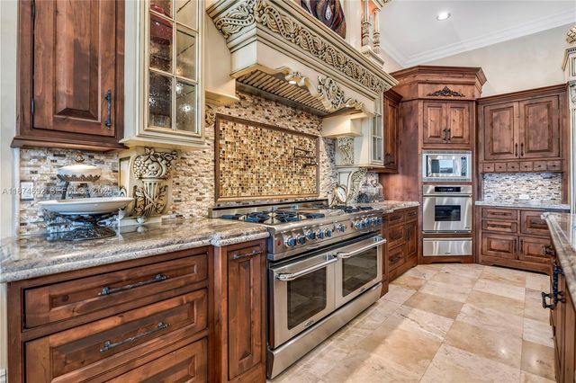 700 Osprey Point Circle, Boca Raton, FL 33431