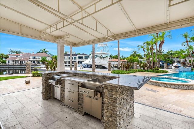 700 Osprey Point Circle, Boca Raton, FL 33431