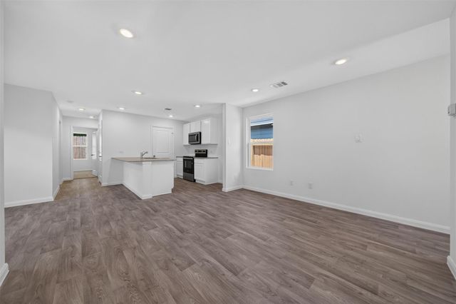 11927 Detar Court, Willis, TX 77378