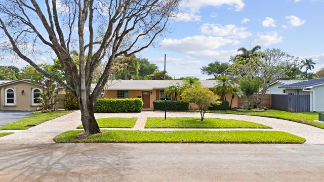 5018 SW 91st Terrace, Cooper City, FL 33328
