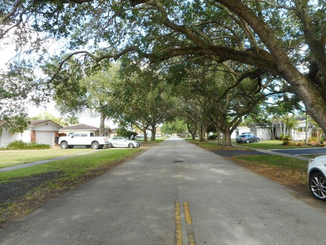 5018 SW 91st Terrace, Cooper City, FL 33328