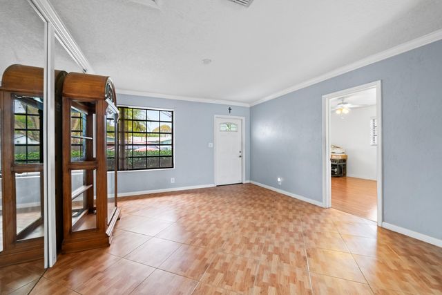 5018 SW 91st Terrace, Cooper City, FL 33328