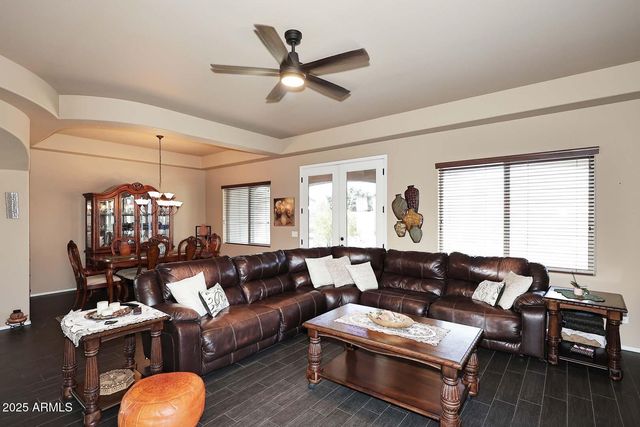 10204 S 43RD Avenue, Laveen, AZ 85339