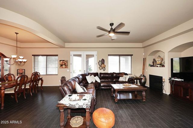 10204 S 43RD Avenue, Laveen, AZ 85339