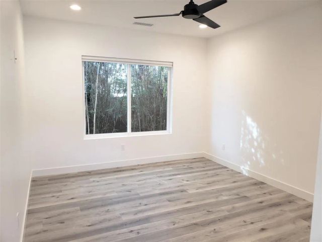 804 Clark Ave, Encinitas, CA 92024
