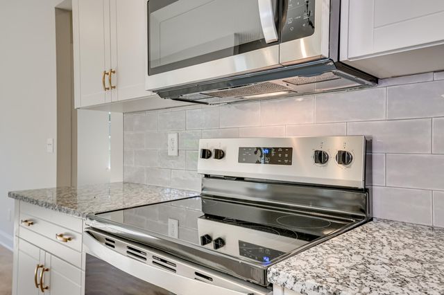 1724 Pine Ridge Dr N, Hephzibah, GA 30815