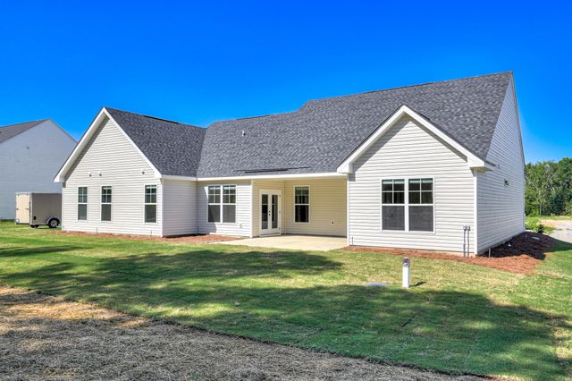 1724 Pine Ridge Dr N, Hephzibah, GA 30815