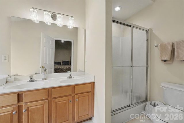 9866 Treeside Lane, Matthews, NC 28105