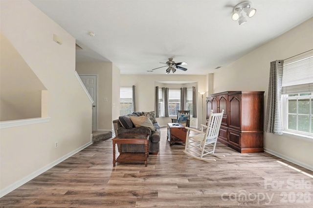 9866 Treeside Lane, Matthews, NC 28105