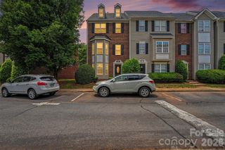 9866 Treeside Lane, Matthews, NC 28105