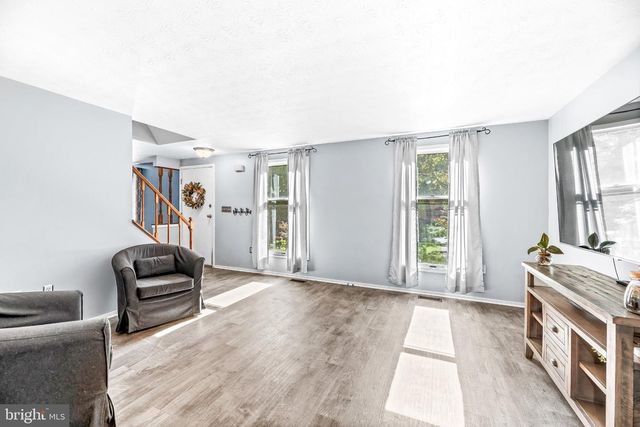 4314 FLORA AVE, Prince Frederick, MD 20678