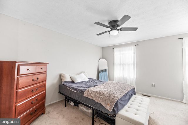 4314 FLORA AVE, Prince Frederick, MD 20678