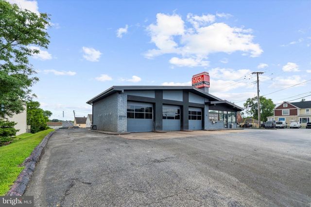 7901 BELAIR RD, Baltimore, MD 21236