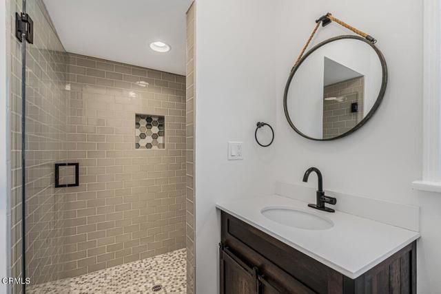 6131 Ranchito Avenue, Los Angeles, CA 91401