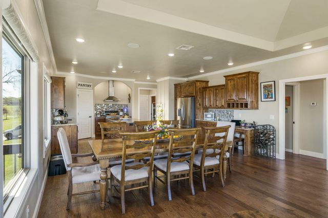 2711 Lookout Lane, Grove, OK 74344