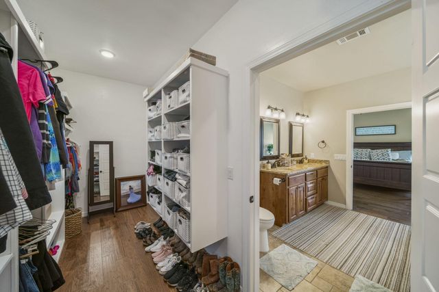 2711 Lookout Lane, Grove, OK 74344