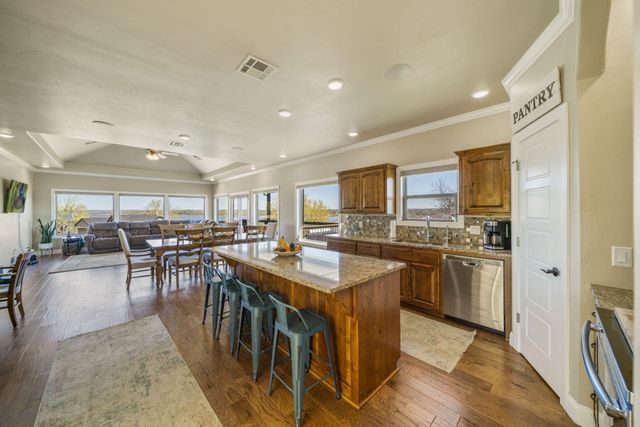 2711 Lookout Lane, Grove, OK 74344