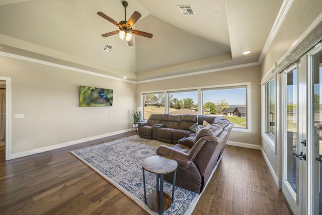 2711 Lookout Lane, Grove, OK 74344