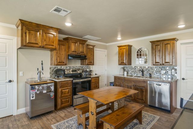 2711 Lookout Lane, Grove, OK 74344