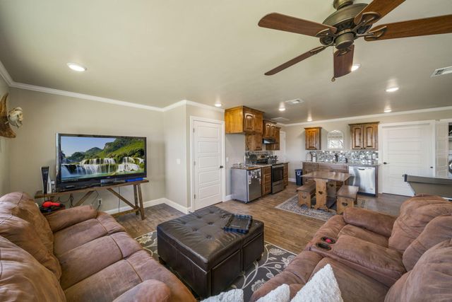 2711 Lookout Lane, Grove, OK 74344