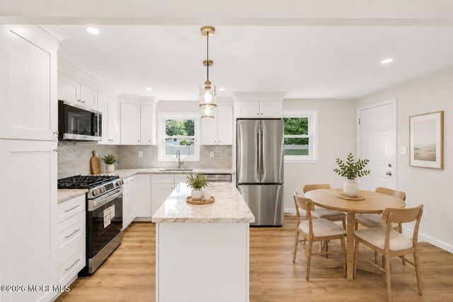 17 Harrison Road, Freehold, NJ 07728