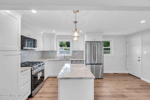 17 Harrison Road, Freehold, NJ 07728