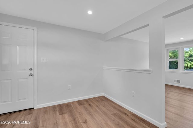 17 Harrison Road, Freehold, NJ 07728