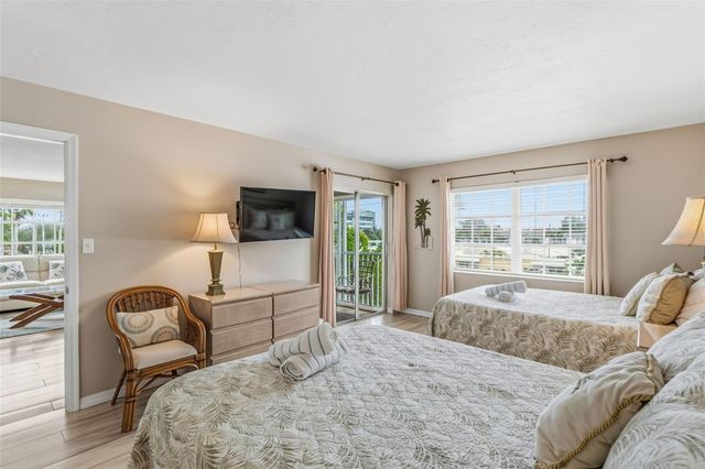 5970 MIDNIGHT PASS ROAD 179, Sarasota, FL 34242