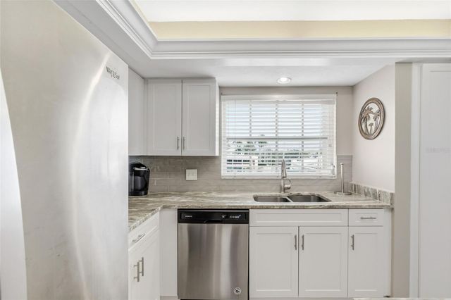 5970 MIDNIGHT PASS ROAD 179, Sarasota, FL 34242